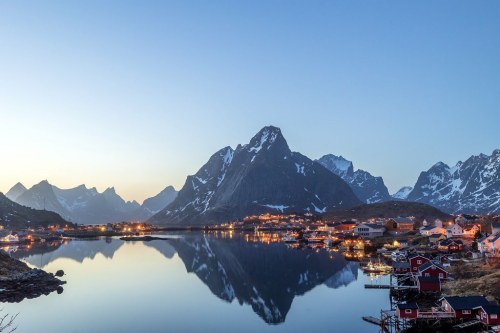 Lofoten around sunset by cesbg https://flic.kr/p/2n9YQSi