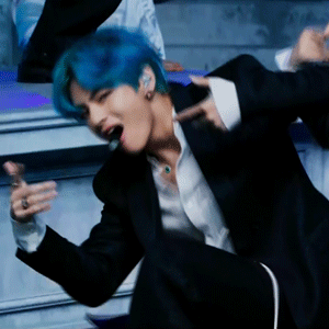 Taehyung X Blue Hair For @jkvjimin[ Cr: 0613data, Namuspromised ]