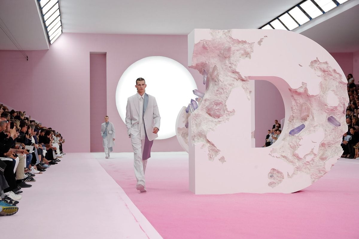 soultobeloved:  dior ss20 menswear 🌸