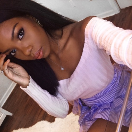 blackgrlsaremagic: www.instagram.com/iriebee_x/