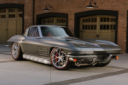 americanmusclepower:  Custom 1963 Chevy Corvette    This car is magic. It is pure and simple. Love this.