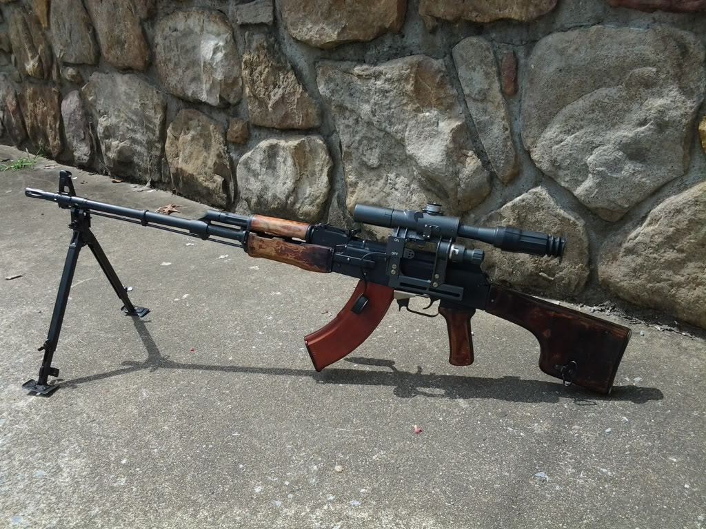 45-9mm-5-56mm:  gunrunnerhell:  AES-10B The Romanian civilian RPK on the U.S market.