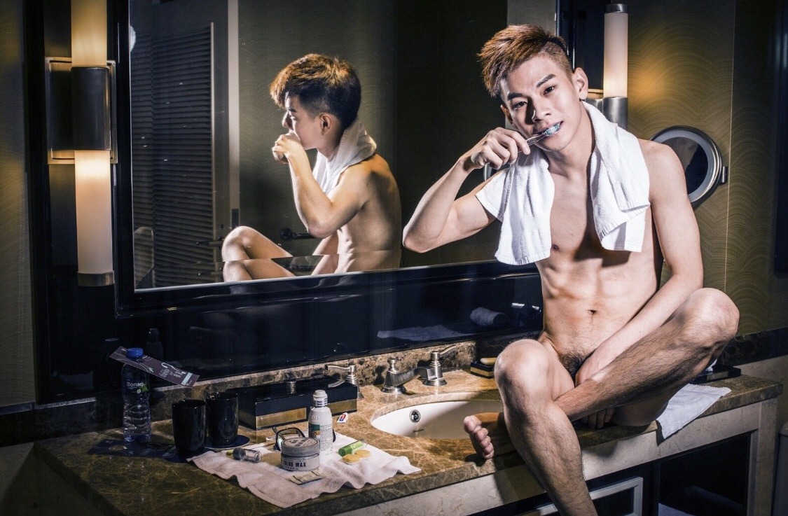kk-boy-love:在澳門做host既台灣仔 湯辰希…2️⃣ 2018-7-3