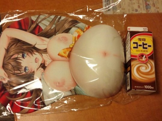 shitpost-senpai: zero-thl:  inflatedbomb:  pregnantpicturs:   I need this    😍  Woah!! :O where do you even find these?! :3   oh fuck it’s huge.  want