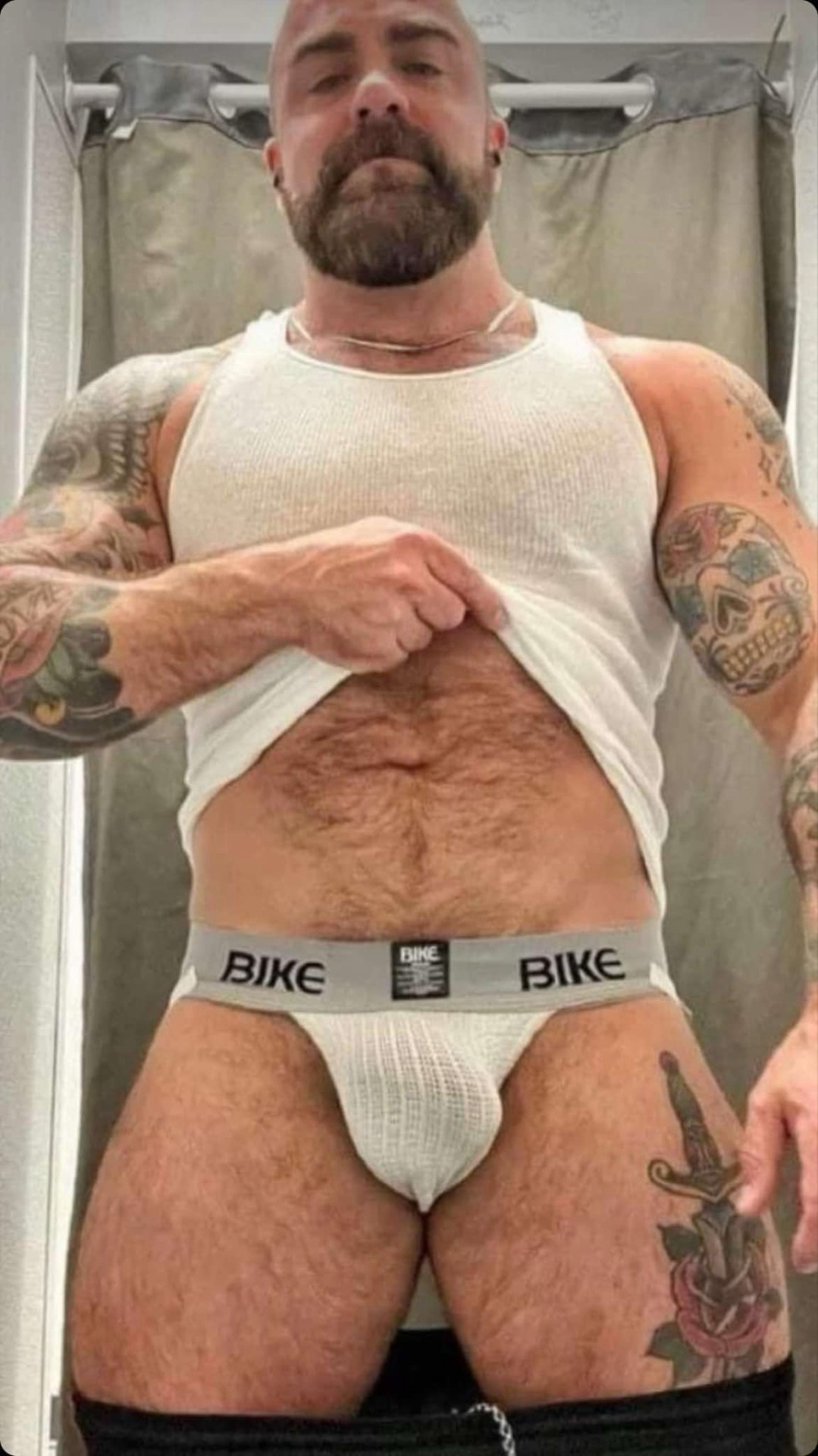 4521b0f93640d18f871f95491fd6e10e68ace38b