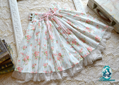  Sweet Rosy Stripe SkirtThis skirt is made with a sweet rose fabric with white lace details. It fe
