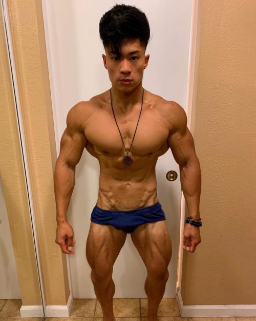 musclecomposition:Physique model, Nyle Nayga adult photos