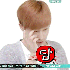 inpinitaize:  sunggyu having a mental breakdown when he was asked to dance to show his sexiness 