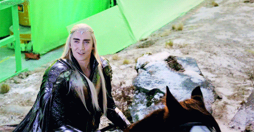 H A P P Y  THRANDUIL   THURSDAY  TO YOU  ALL DEARS