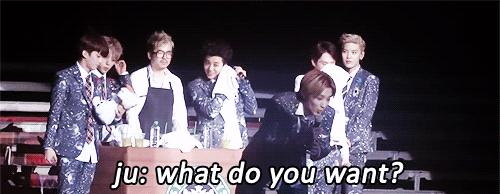 bangyongguks:  cute jongup x fanboy moment @ loe paris ♡  “yongguk: whaaaat?” same   