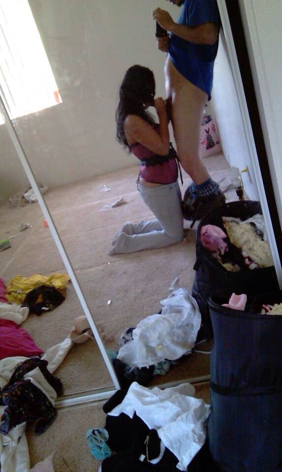 shamelesssexuality:  Not only girls take selfies :)