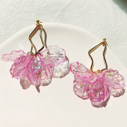 Petal Earrings // Caitlyn Art Studio