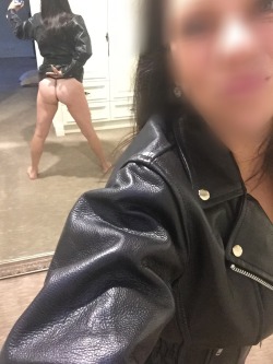 princessmilf123:  LUV my new Harley Jacket. Who wants to take me for a RIDE