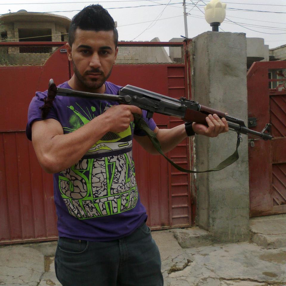 indianlatinoasianblack:  HOT DESI BOYS ArabsAsiansBlacksIndiansLatinosPersians&amp;Whites