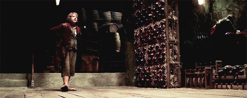 theheirsofdurin:  he panicked so hard he forgot he has the ability to hide in plain sight omg bilbo check ur pocket ?????  