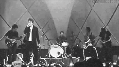 chayaddiction:  Show em Sp (09/06) - Stop. 