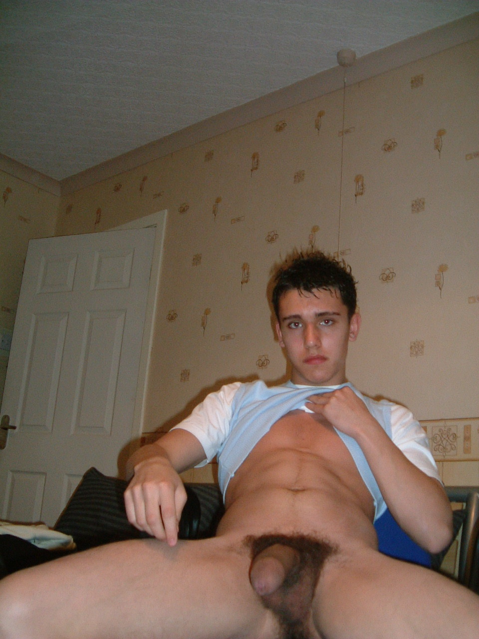 hesmyboylollipop:  http://hesmyboylollipop.tumblr.com/http://wiscthor.tumblr.com/