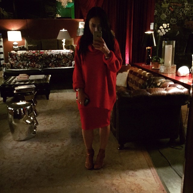 iamrho:  I actually wore color the other night 