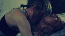 https://64.media.tumblr.com/c24535b7f134c29e4f3350218cd71bf7/tumblr_msvizokcZM1ras6eao1_500.gif