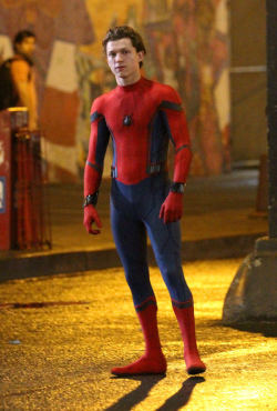 spiderymarvel:Tom Holland on the set of Spider-man: