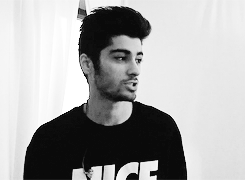 floralprintharry:  x 