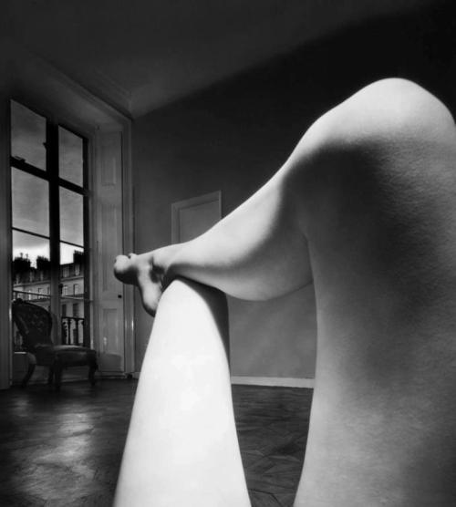 mortacredit:Bill Brandt https://painted-face.com/