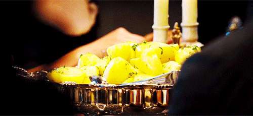 joneskillian:hippity-hoppity-brigade:halfagony-halfhope:Pride and Prejudice + Food#this is exactly w