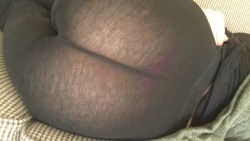 Getmewet-Xo:  Wore Those Leggings To Work… Woops