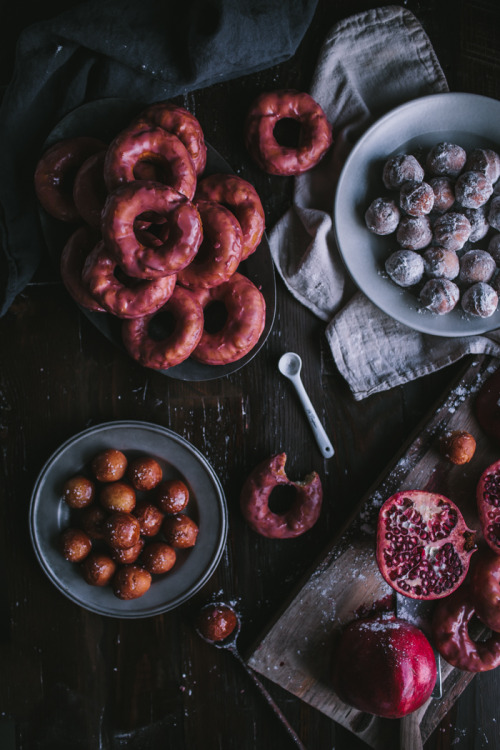 confectionerybliss:  Buttermilk Rosemary Donuts + Balsamic Pomegranate Glaze + Salted Honey & Cinnamon Sugar Donut Holes • Adventures In Cooking