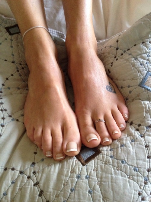 hotwife feet