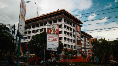 Pos Indonesia, Jalan Riau.