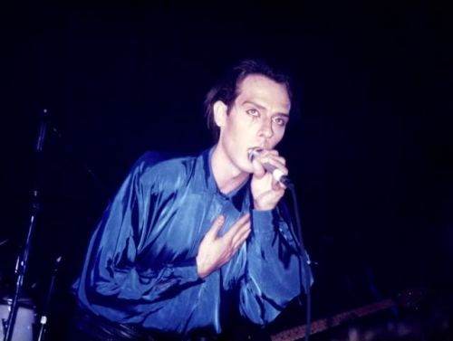 post-punk-lives-again:Peter Murphy, 1985