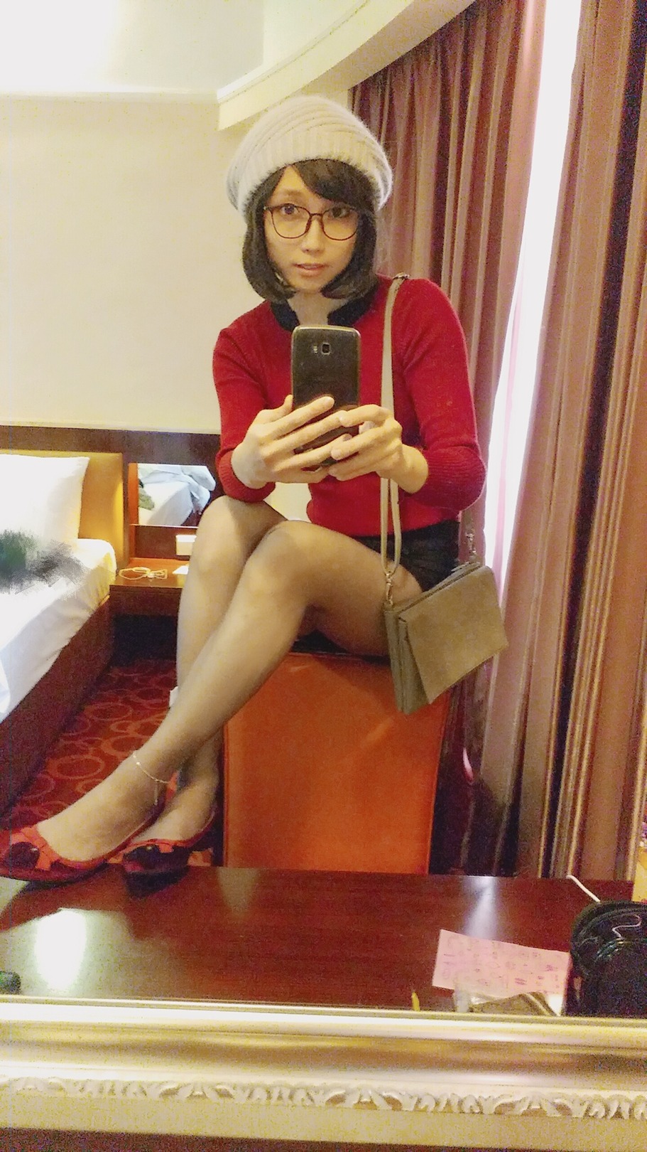 yoooout:全身紅都係要輸$$ 😓