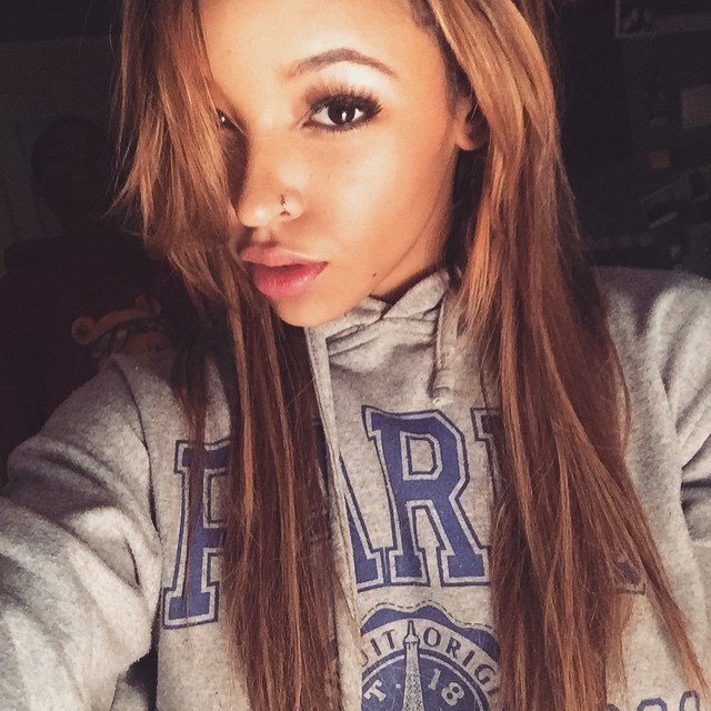 tinashenow:  Lurkers gonna lurk 
