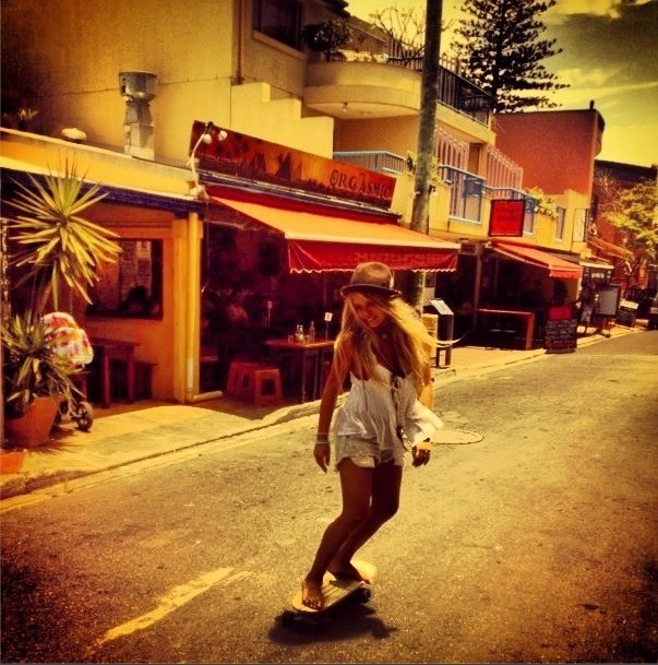 surferboianddollbaby:     http://SurferBoiAndDollBaby.Tumblr.com  