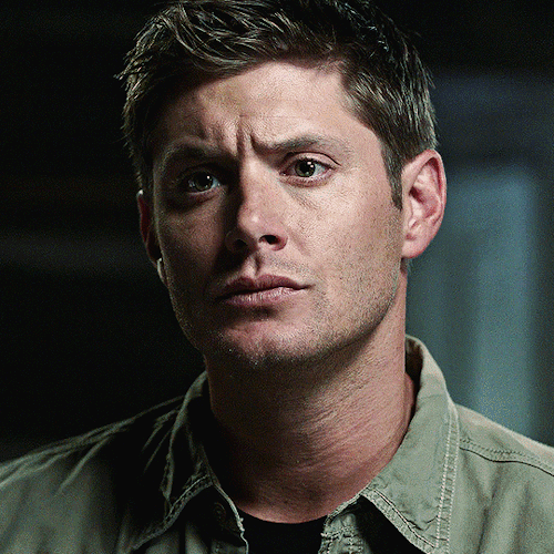 Dean Winchester In SUPERNATURAL 7.06 'Slash Fiction'