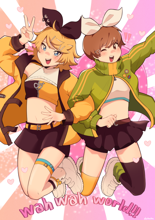 rin and chie I drew for the personaloid zine last year!! 