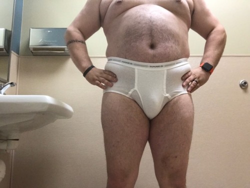 nastybears:  nastypervert:  OMG!!  I’m in love!