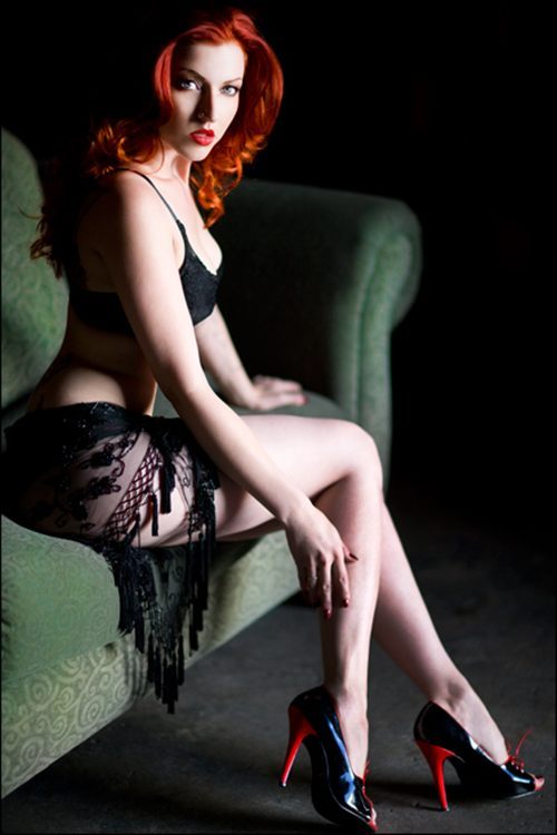 Submissive Musing.....