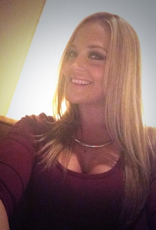 bigjay68:  all-these-bitchez:   aLeXiS TeXaS…    Is she only fuck with blacks