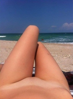 selfshotonfire:  Nude at the beach 