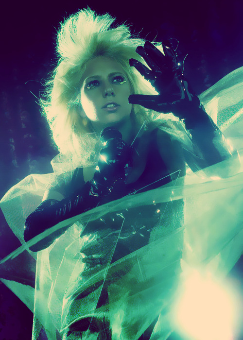 ladygagacentral:  http://bit.ly/13iJpGf 