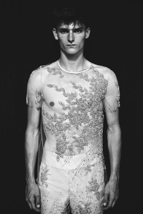 dillen24us:Designer: Albeniz Spring-Summer 2014Model: Alexander Beck