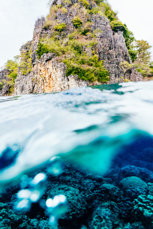 kallelundholm: KOH HAA LAGOONKrabi, Thailandwww.kallelundholm.com follow for more similar posts ;)