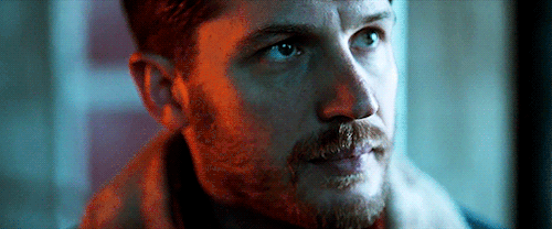 rytfujgkuhhgmjgh:Tom Hardy as Bob Saginowski in The Drop (2014)
