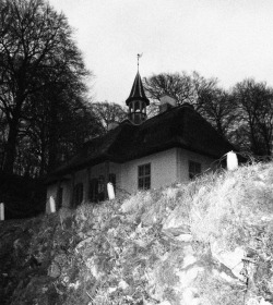 idenmoerkeskov:   Liselund Slotspark  