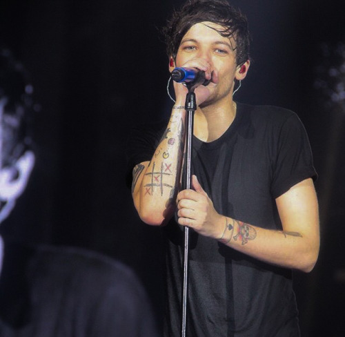 louisupdates:  Manchester 3/10