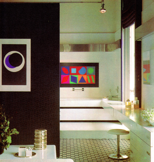 retroreverbs:  Bathroom leading off from the bedroom of a Parisian apartment (1970s). 