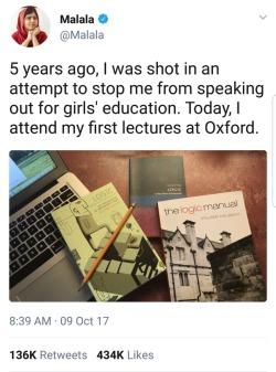 sixpenceee:  Malala Yousafzai’s first day as a student at Oxford.