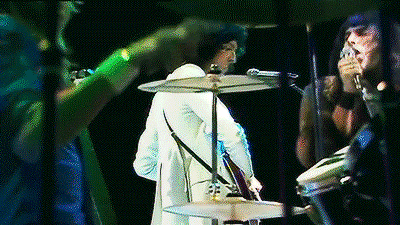 QUEEN Performing KILLER QUEEN On Top Of The Pops, October 1974